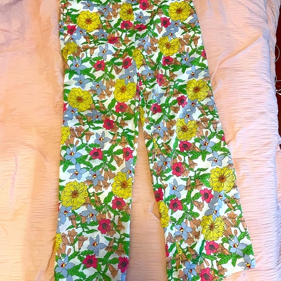 Beautiful flowered pants! - Picture 1 of 6